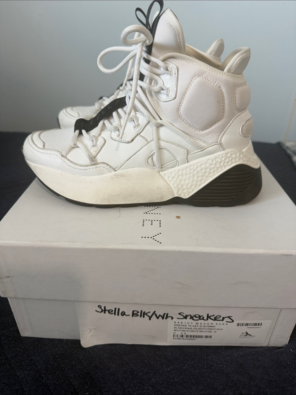 Stella McCartney White Platform Lace-Up Sneakers with Black Pull Tabs - Picture 2 of 10